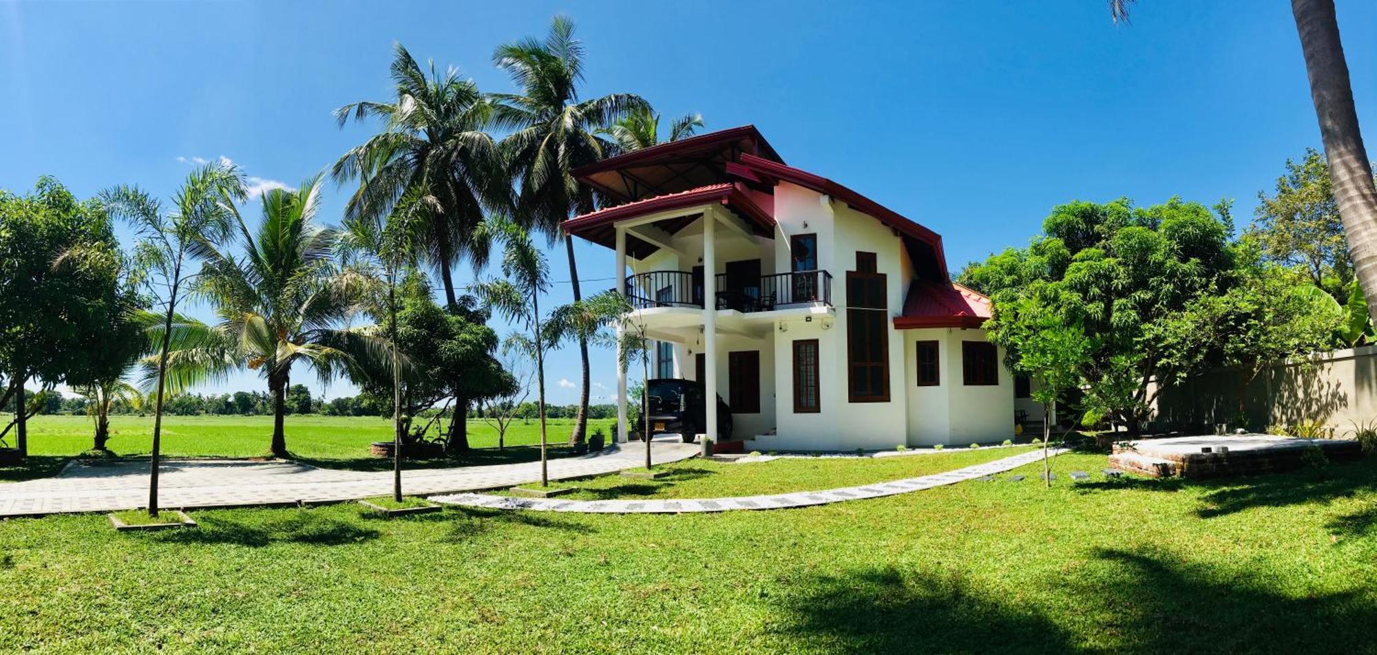 Aroma Villa Homestay Polonnaruwa Exterior photo