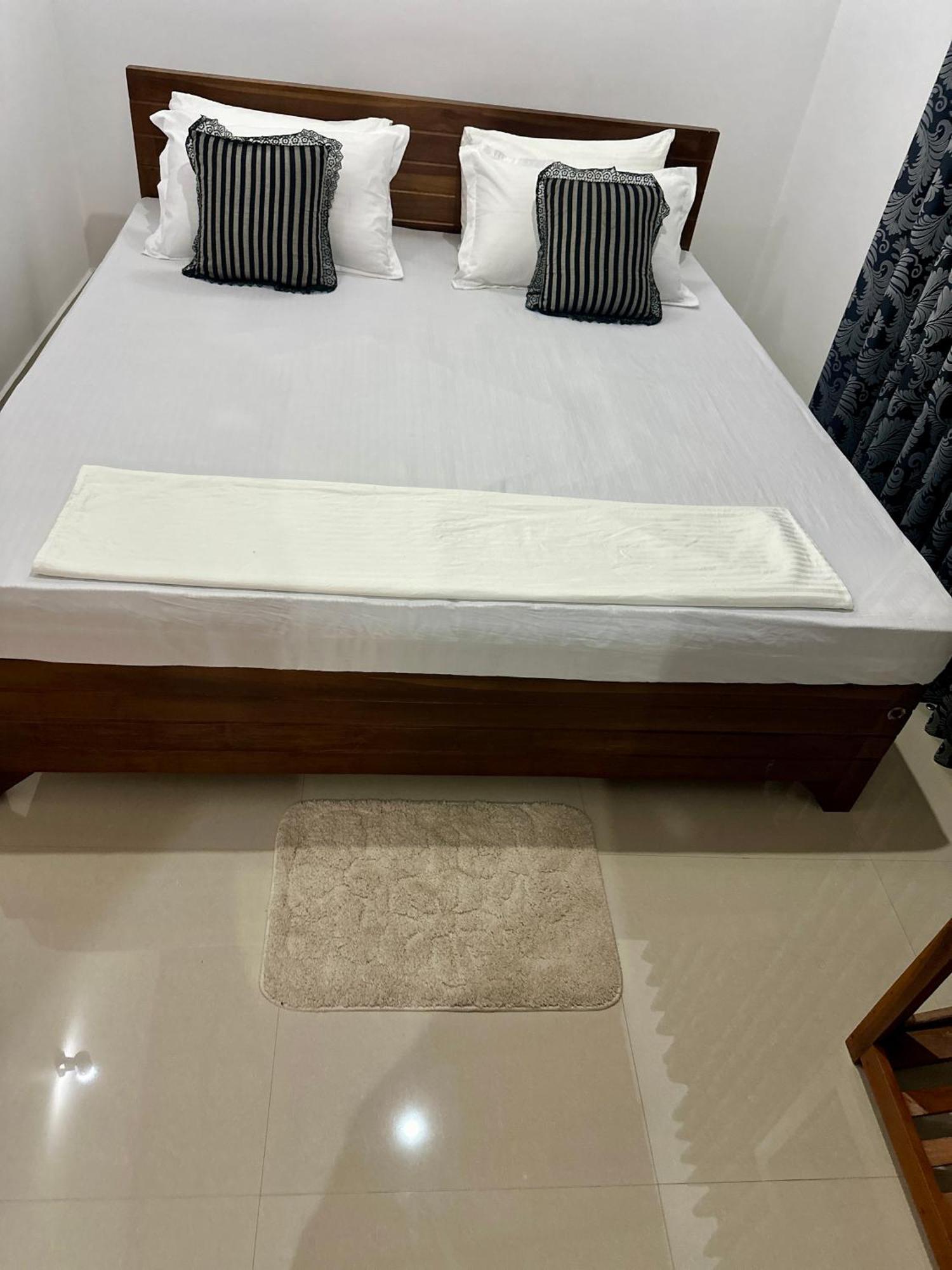 Aroma Villa Homestay Polonnaruwa Exterior photo