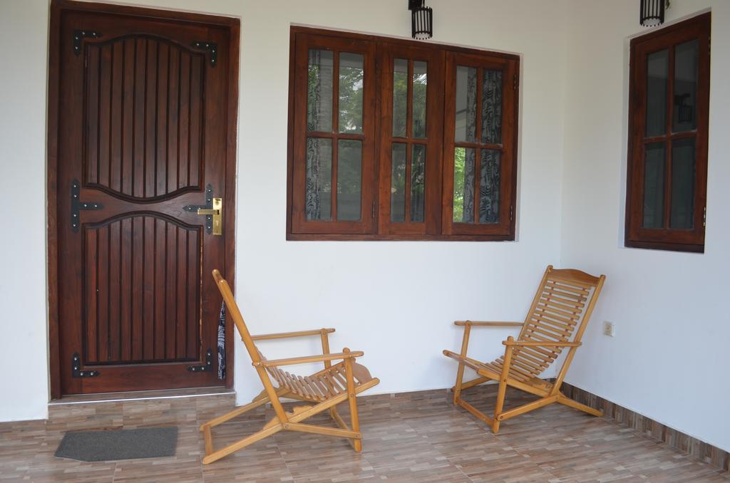 Aroma Villa Homestay Polonnaruwa Exterior photo